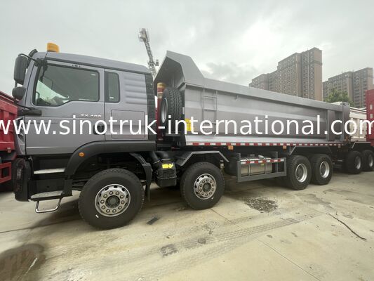Tugas Berat HOWO TX 8X4 Tipper Truck 400HP Gandar Belakang Ganda 16T Ganda Ganda 9,5T Abu-abu