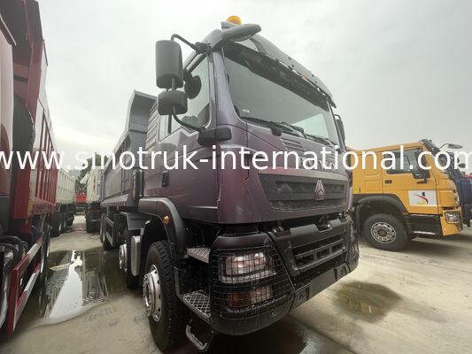 Tugas Berat HOWO TX 8X4 Tipper Truck 400HP Gandar Belakang Ganda 16T Ganda Ganda 9,5T Abu-abu