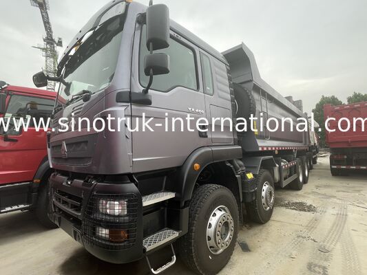 Tugas Berat HOWO TX 8X4 Tipper Truck 400HP Gandar Belakang Ganda 16T Ganda Ganda 9,5T Abu-abu