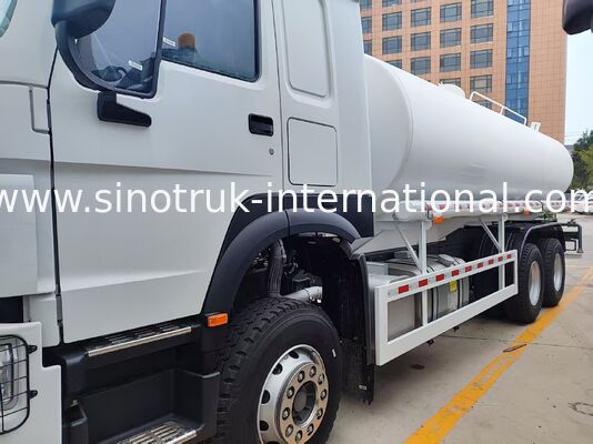 Truk Penyiram Tangki Air HOWO 25 Meter Kubik dengan Mesin Bertenaga 380HP