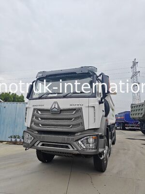 Truk Jungkit HOWO 8X4 380HP NX dengan Penutup Terpal RHD