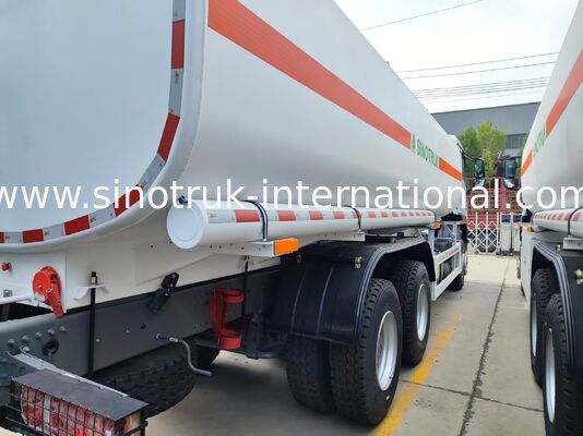 White HOWO TX 6×4 Fuel Transport Truck 336HP 25CBM Tangki bahan bakar, Kinerja transportasi yang stabil