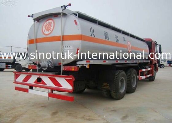 SINOTRUK HOWO 16-20CBM truk tangki bahan bakar 6X4 LHD 290HP Euro2 Tank Tank