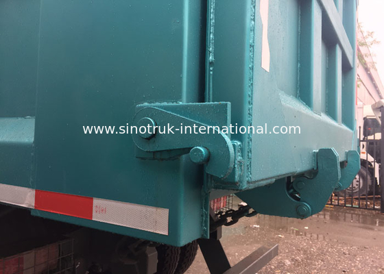 SINOTRUK HOWO A7 Tipper Dump Truck Untuk Konstruksi 30 - 40 Ton RHD 10 Roda