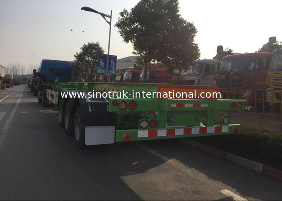 Truk Daya Tinggi Dipasang Jib Crane / Mounted Crane Truck 37 Ton Kapasitas Angkat