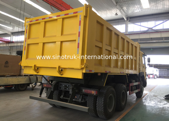 Euro 2 HOWO Tipper 6x4 Truk Dump Sinotruk / Truk Dump Besar 30-40 Ton