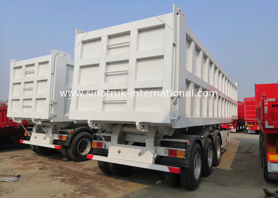Utilitas Kargo Truk Semi Trailer Kotak Penyimpanan Suspensi Normal Dalam Warna Putih