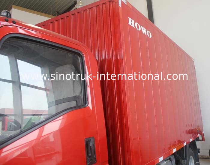 SINOTRUK HOWO 16 Tons Light Duty Trucks LHD 140HP , Box Van Truck ZZ1167G3815C1