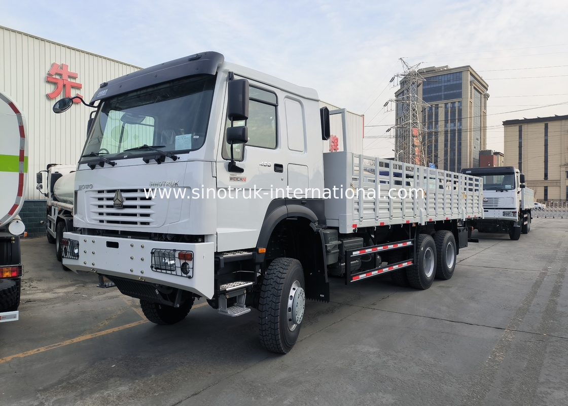 Sinotruk Howo Truk Kargo Baru 6 × 6 All Wheel Drive Lhd 10 Rocks Long Cargo Box