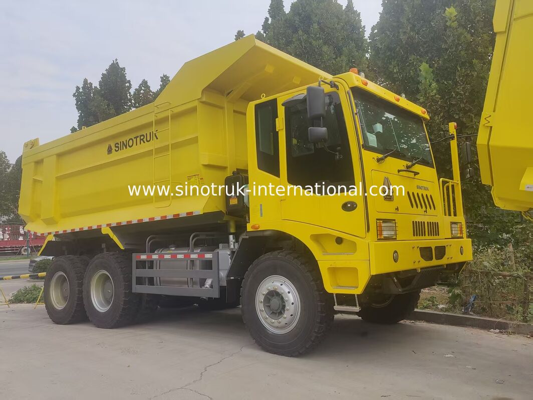 Truk Dump Tambang Sinotruk dengan Mesin 430HP Model Penggerak 6x4 dan Kotak Kargo Tebal Bawah 16mm