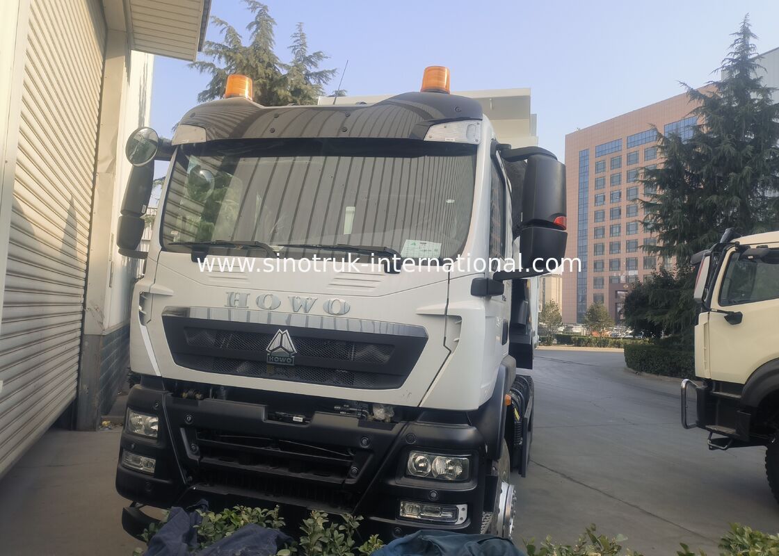 Truk Pengangkut Tugas Berat HOWO TX dengan Kapasitas Tangki Bahan Bakar 300L dan Material Bodi Baja untuk Pengangkutan Beban Berat