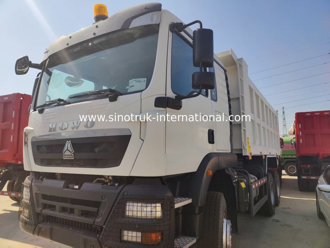 Truk dump Sinotruk HOWO TX dengan mesin 400HP dan standar emisi Euro 2
