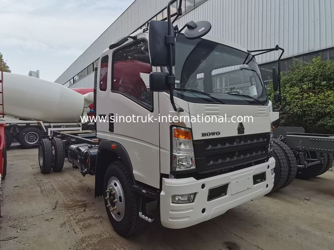 HOWO 140HP Sasis Truk Kargo Penggerak Tangan Kiri dengan Kapasitas Beban 8-12ton