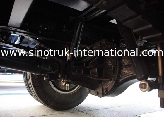 Low Noise Light Duty Delivery Box Truck LHD 4X2 116HP ZZ1087D3614C180