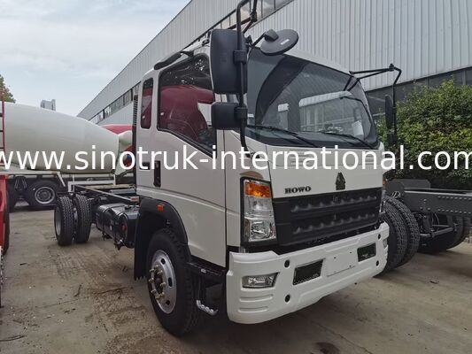 HOWO 140HP Sasis Truk Kargo Penggerak Tangan Kiri dengan Kapasitas Beban 8-12ton