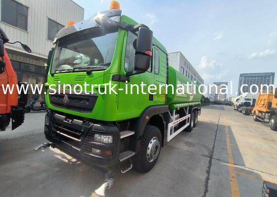 Pekerjaan konstruksi Tangki air Truk RHD atau LHD Jenis kendaraan untuk distribusi dan pemeliharaan air di lokasi konstruksi