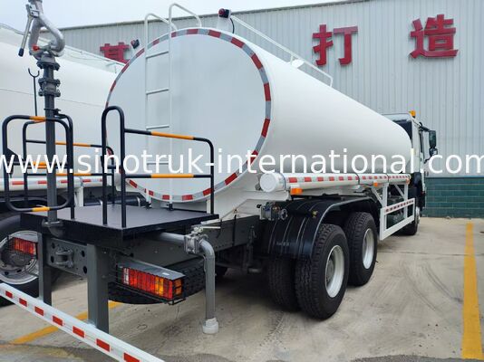 Truk Penyiram Tangki Air HOWO 25 Meter Kubik dengan Mesin Bertenaga 380HP