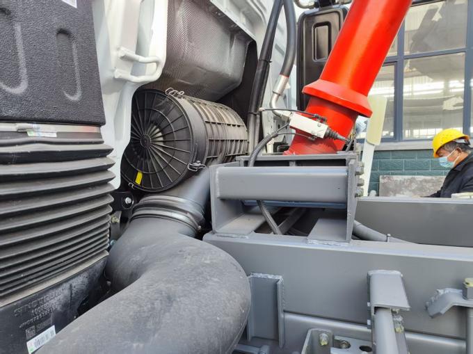 HOWO TX 6×4 White Dump Truck showcasing its cargo box and overall design